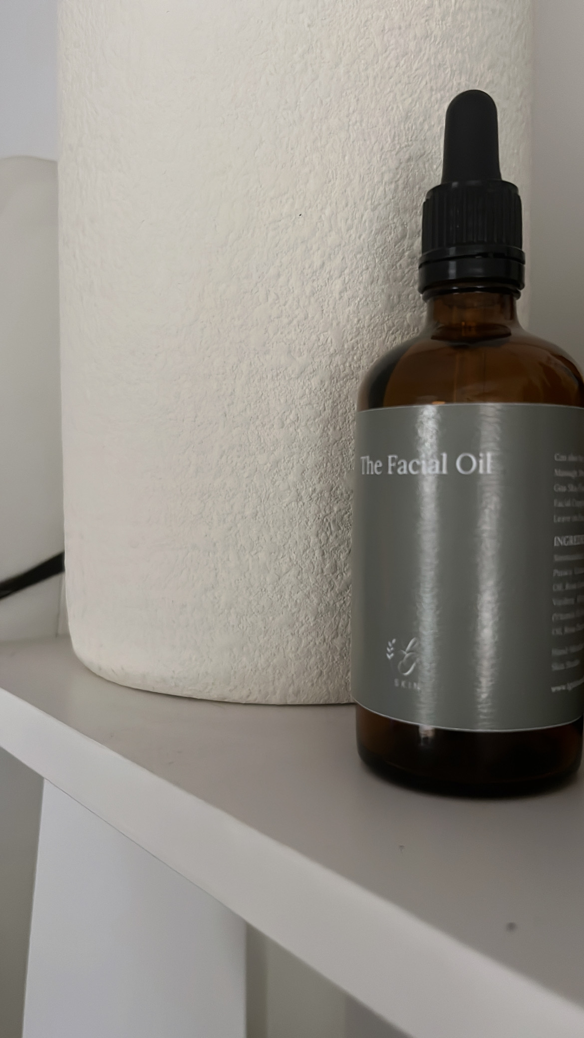 The Facial Oil